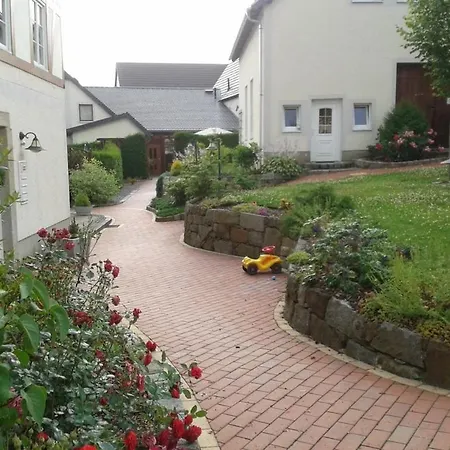 Holiday Apartment With 2 Bedrooms