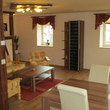 Holiday Apartment With 2 Bedrooms Nyaraló *